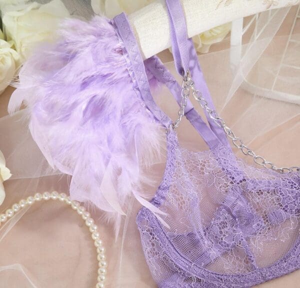 Purple Feather. https://shop69.ge/wp-content/uploads/2023/04/Purple-Feather-.jpg Purple Feather 93.00 ₾