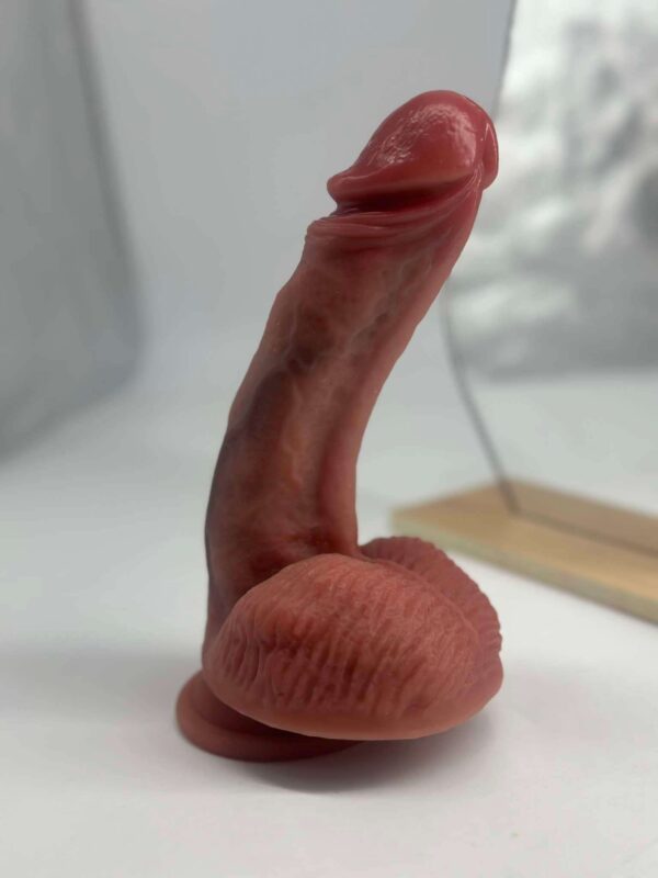 რეალისტური დილდო, realistic dildo